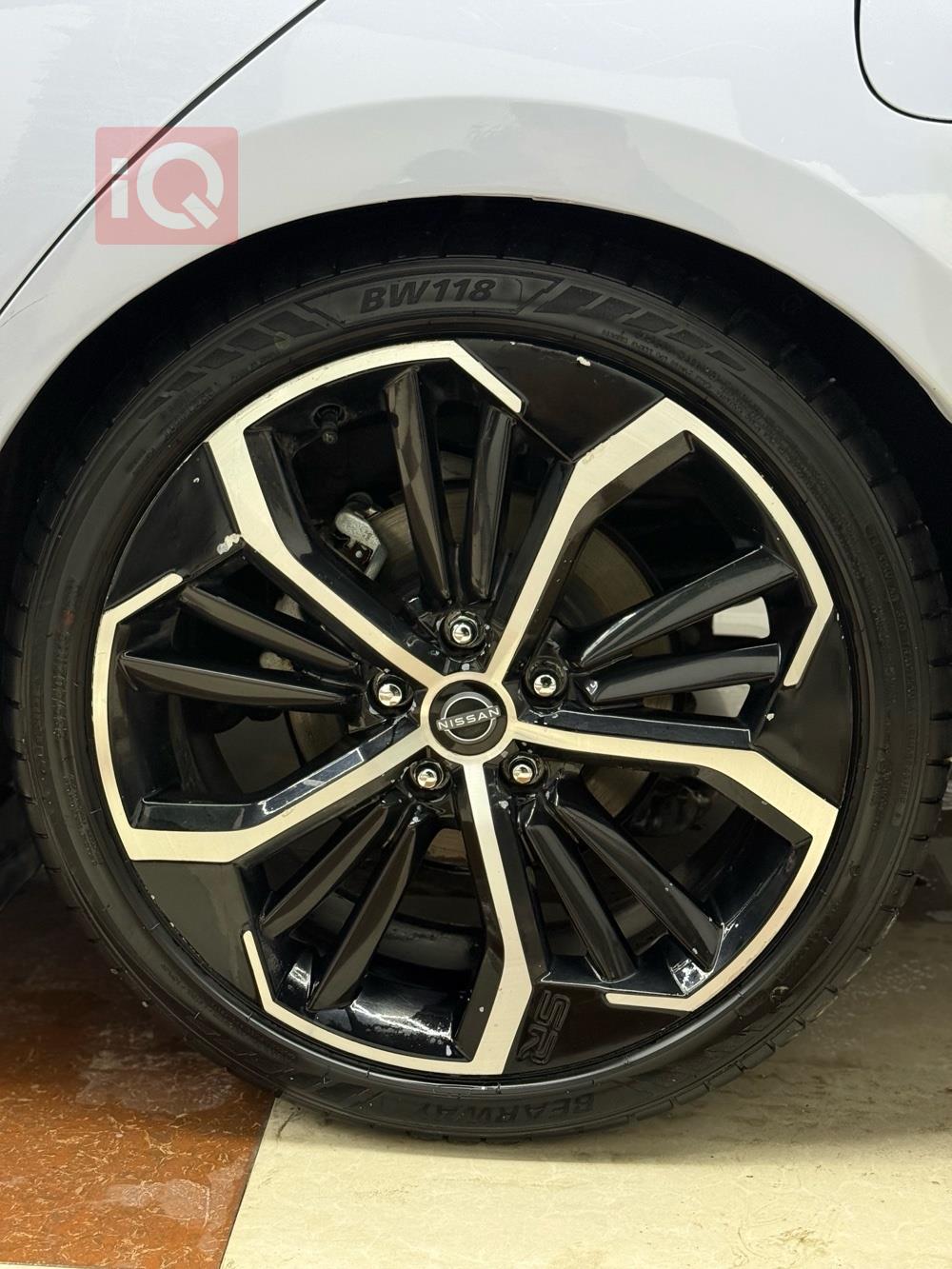 نيسان ألتيما